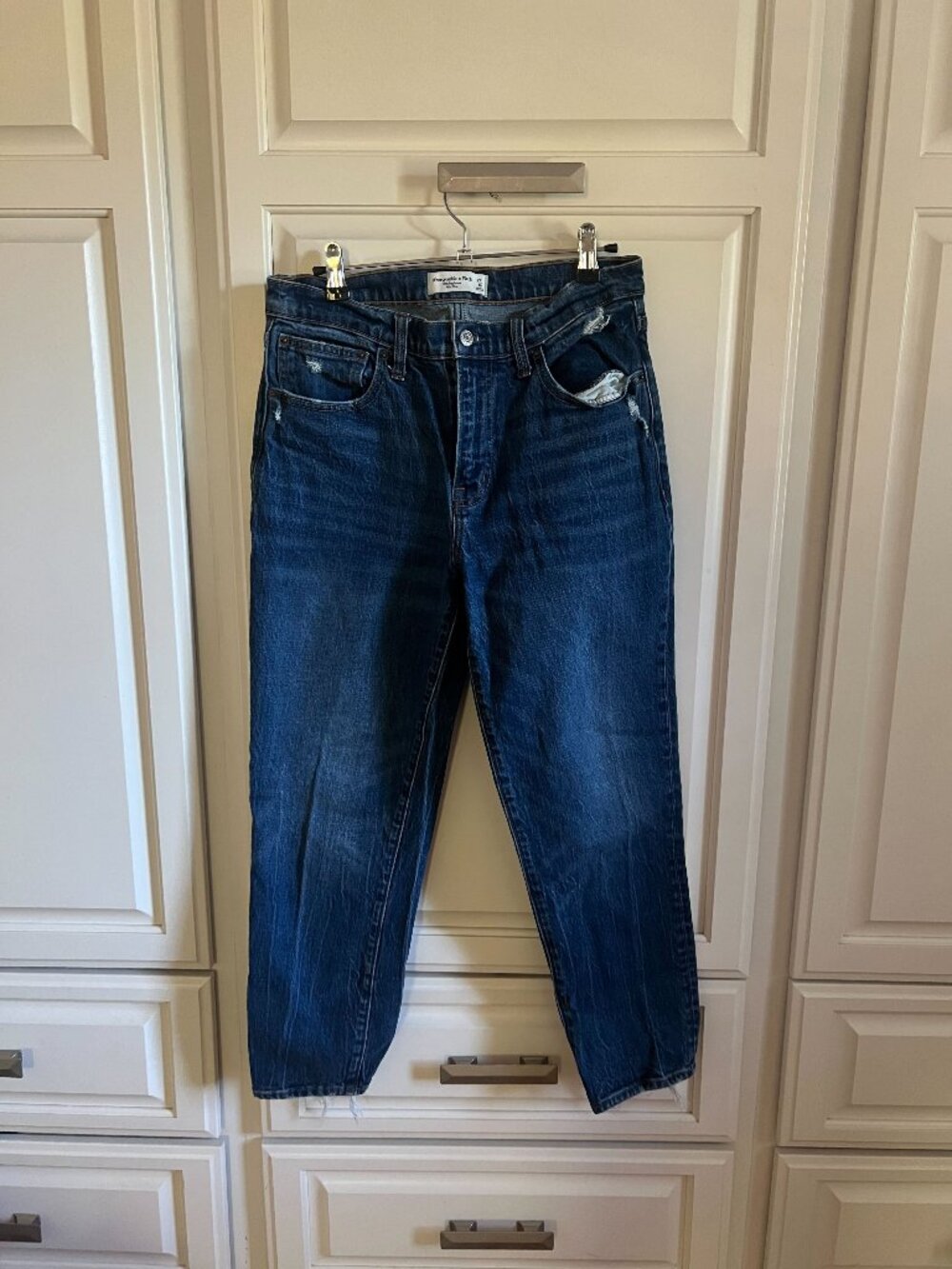 Abercombie Boyfriend Mid Rise Jeans - 28/6R